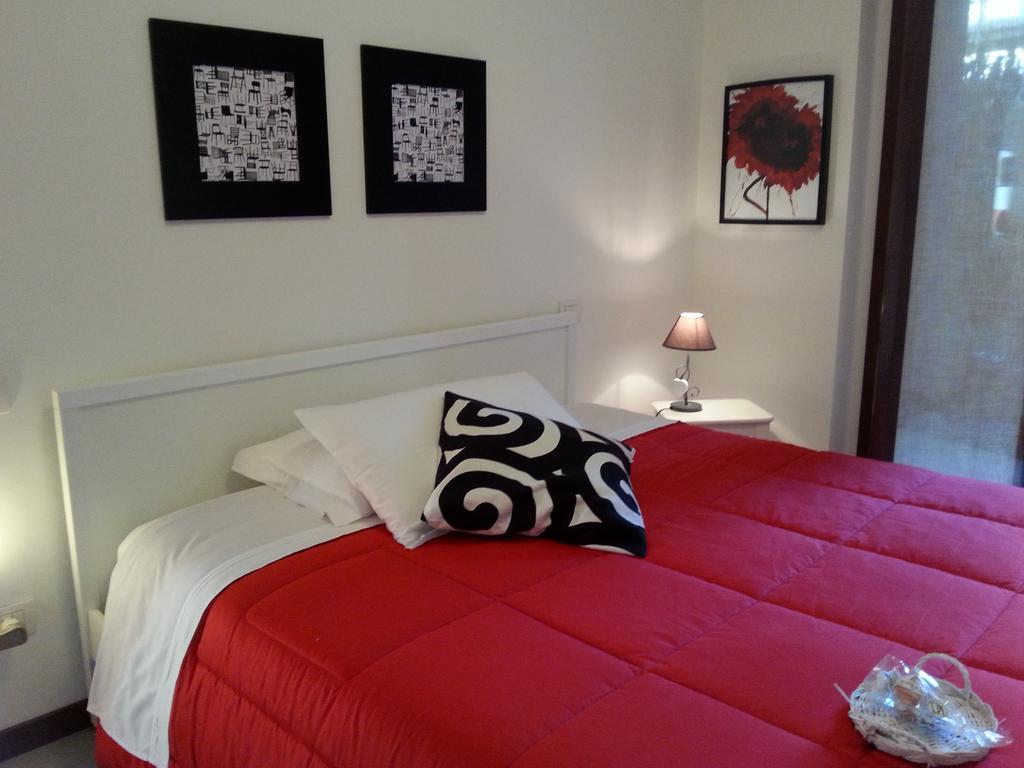 וארסה B&B Douglas House חדר תמונה